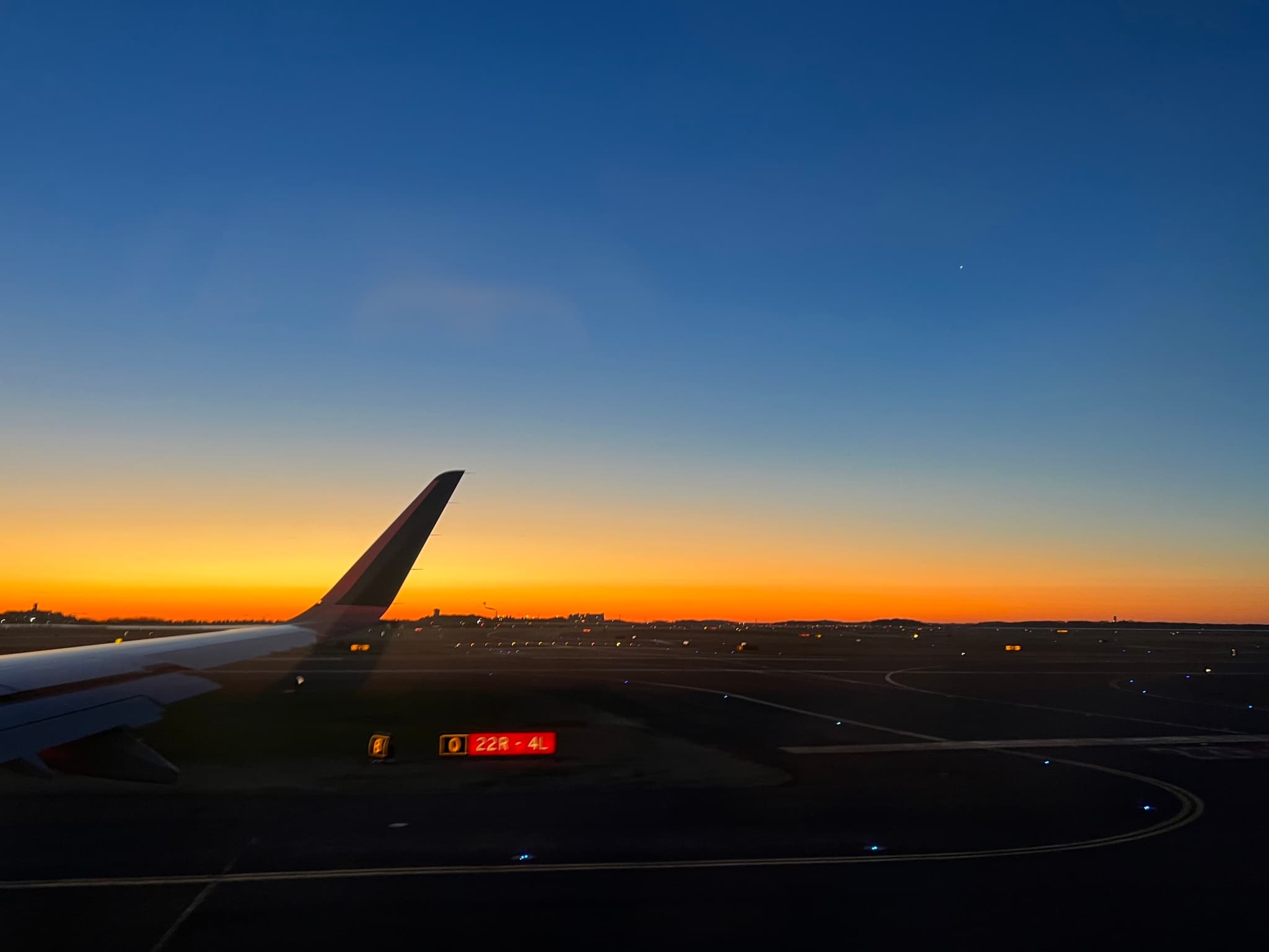 Dawn @ KBOS